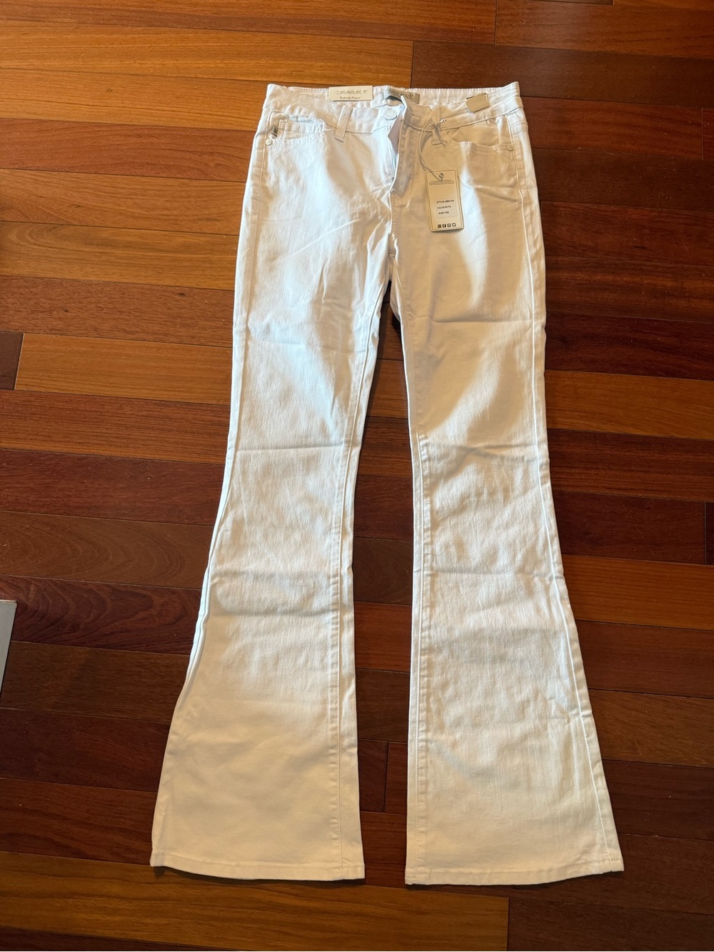 NWT Judy Blue White High-Rise Jeans